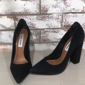 Pointed Toe Shoes with Chunky Heel